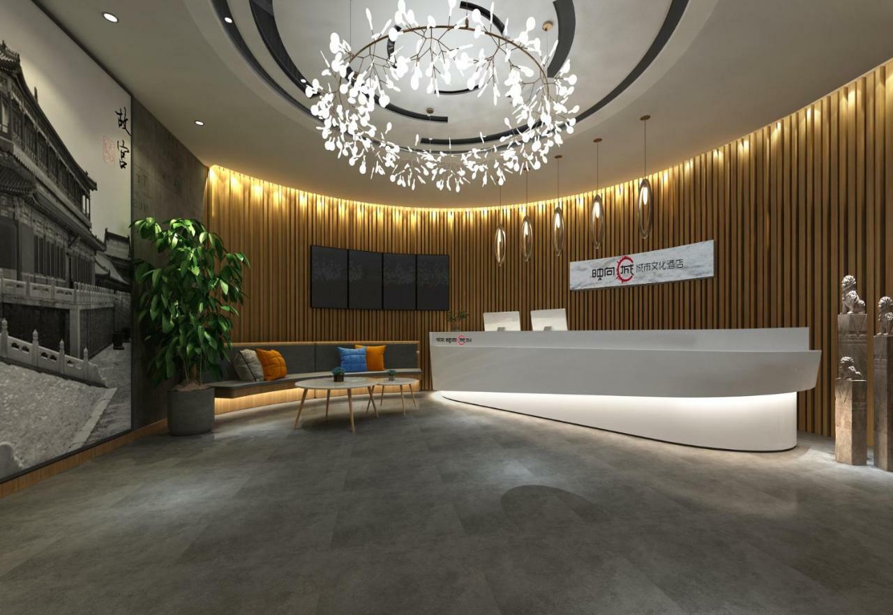 Happy Dragon Culture -in The Center Close To Forbidden City&wangfujing Street&subway Nearby &free Coffee & Free Laundry&english Speaking With Tour Services &free Wifi Unlimited For Western Software 4* Beijing