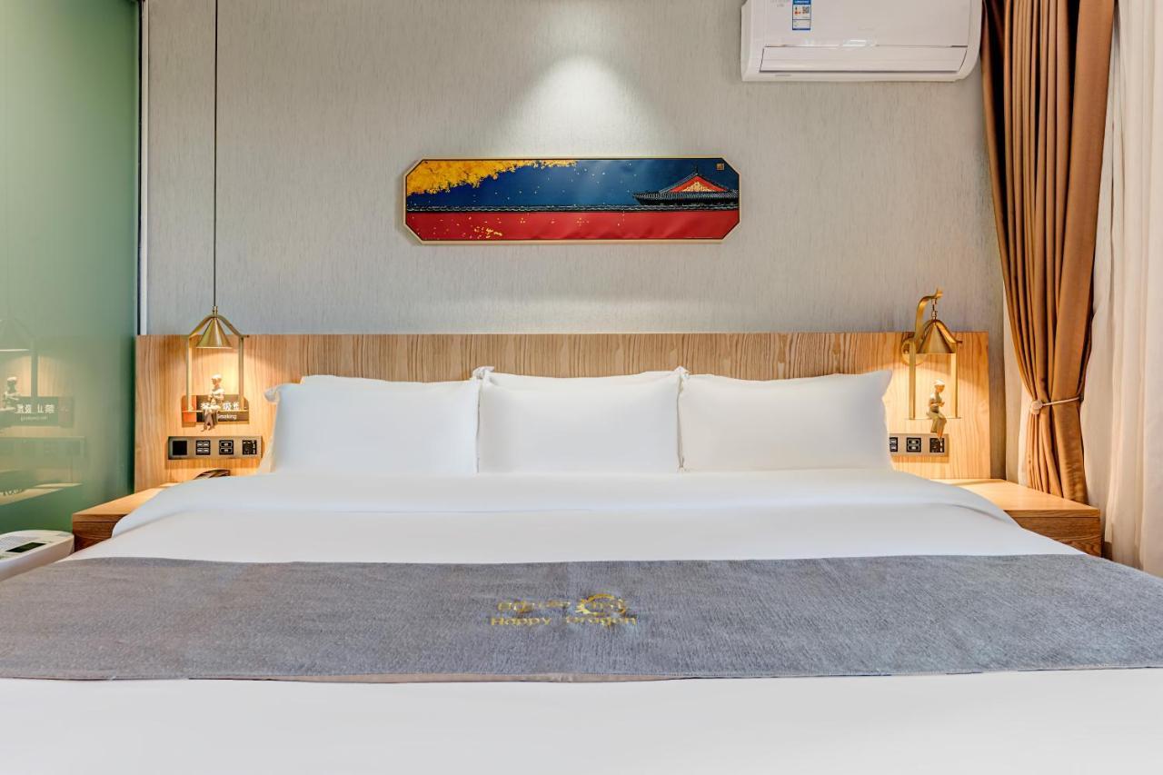 Hotel Happy Dragon Culture Hotel: With Local Insights