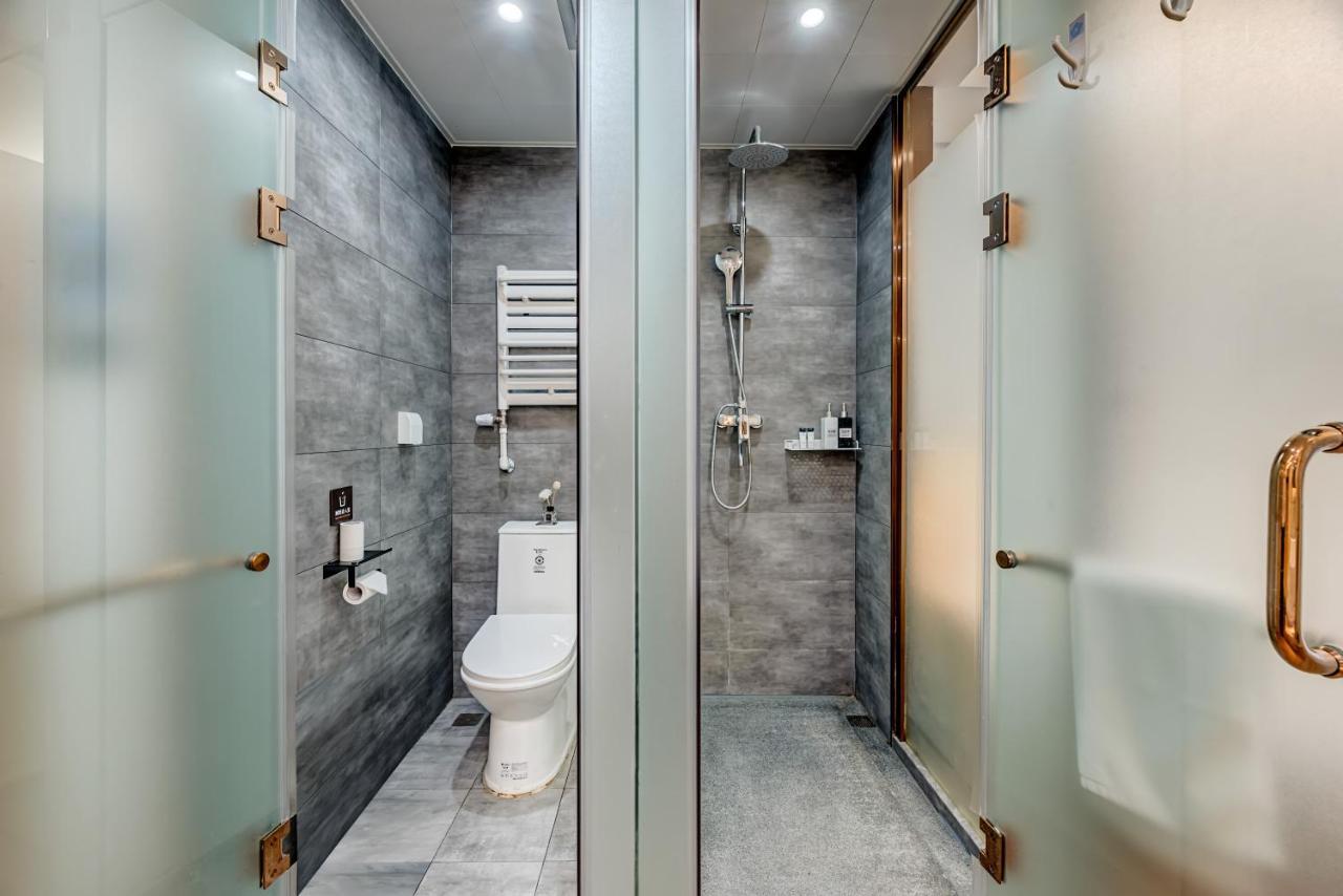 Happy Dragon Culture Hotel: With Local Insights Hotel 4*